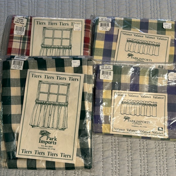 Park Imports Curtain Bundle 2 Valances & 2 Pairs of Tiers. - Picture 1 of 16